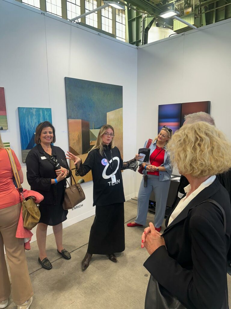 ๐ฏ ๐๐ซ๐๐ญ๐ข๐ญ๐ฎ๐๐ ๐๐ง๐ ๐๐ซ๐ญ๐๐ฎ๐ฅ ๐๐ง๐๐จ๐ฎ๐ง๐ญ๐๐ซ๐ฌ ๐๐ญ ๐๐๐๐๐๐๐๐๐ ๐๐๐ซ๐ฅ๐ข๐ง ๐๐ซ๐ญ ๐
๐๐ข๐ซ ๐๐๐๐! 4 1000111128